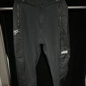 Air Jordan Flight MVP Joggers Black/White
DV7594-010